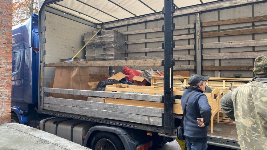 Понад дві тонни гуманітарного вантажу привезли до Козятина з Фінляндії