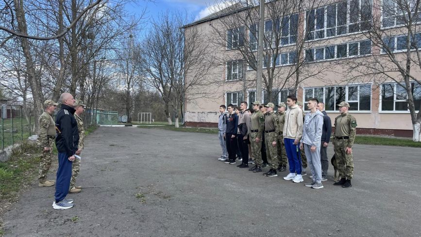 Команда ліцею №2 перемогла у Всеукраїнській спартакіаді серед допризовної молоді