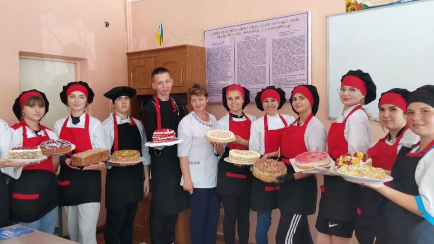 Студенти козятинського училища показали  кондитерське мистецтво