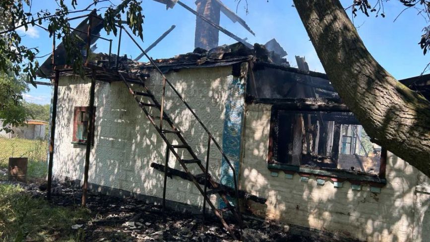 У селі Сошанське сталася трагедія: 60-річний чоловік загинув у пожежі