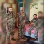 Військові дякують за комплекти одягу для поранених, які шиють у Козятині