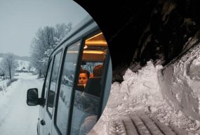 «Ми відрізані. То автобуси ламаються, то застрягають у заметах»