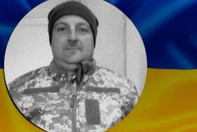 Махнівська громада зустрічає Героя: Олександр Яцьков повертається додому на вічний спочинок