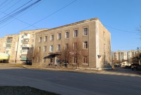 Майже вісім мільйонів — колишній Стоматцентр у Козятині виставили на продаж