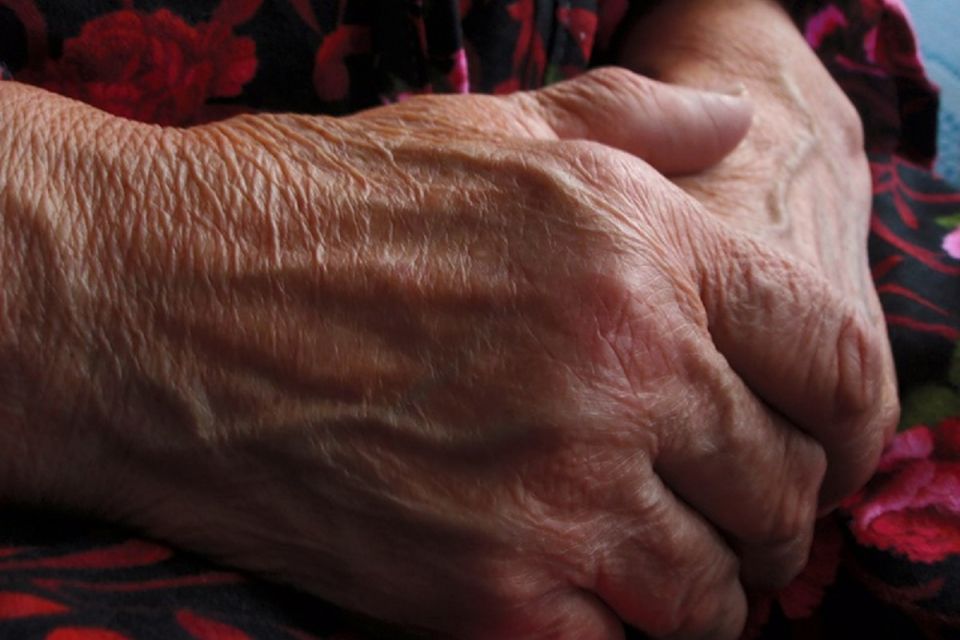 «Cина забрали в армію, він мене доглядав»