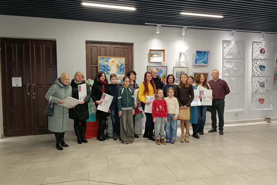 Світло Різдва у мистецтві: в Козятині презентували роботи художників з трьох міст