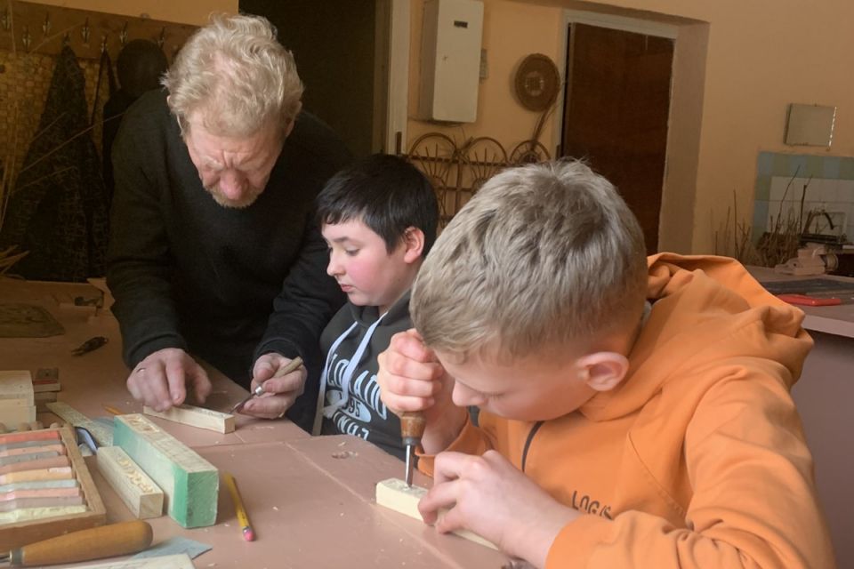 Відновлюємо мистецтво предків та запроваджуємо нове, чого у них не було