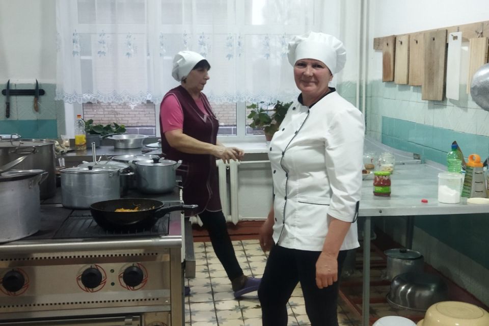 Сучасні рецепти, що подобаються дітям: розповіли про харчування у Зозулинецькій гімназії