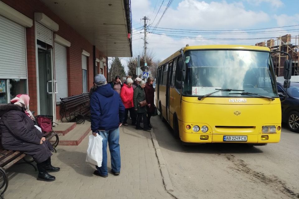 «Щоб проїхати в маршрутці, треба буде давати водію цілих двох гетьманів»