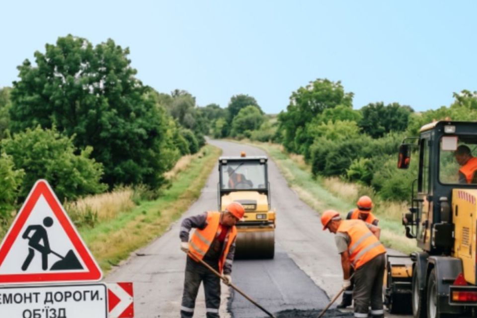 На ремонт і обслуговування доріг за 2,5 роки витратили 13 мільярдів гривень