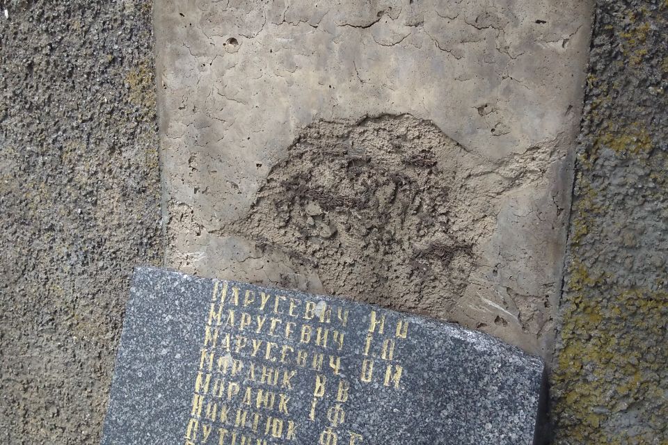 Їхали в Титусівку на акт вандалізму, а виявилося, що стався цивільно-правовий делікт