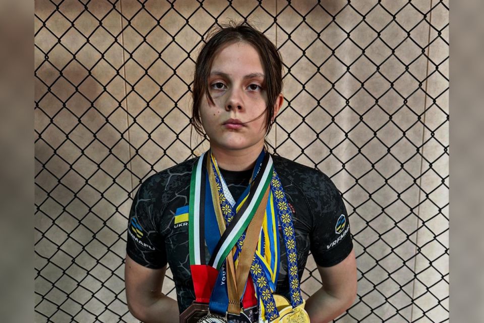 Софія Дзюба з Козятина представлятиме Україну на Чемпіонаті Світу з ММА . Потрібно 100 тисяч гривень