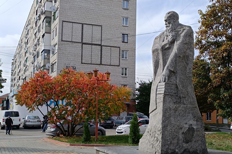Затишок біля Грушевського — склади пазл
