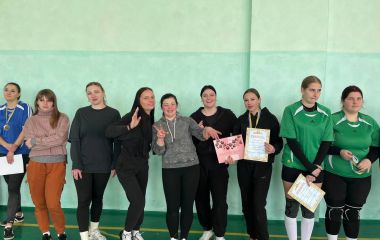 У Білопіллі грали у волейбол та збирали гроші на ЗСУ