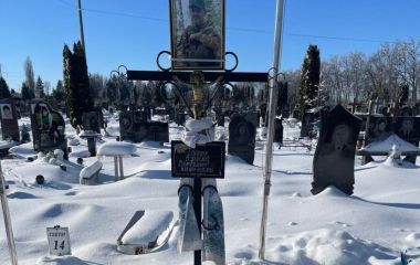 Впізнали за хрестиком-оберегом: Козятин згадує захисника В’ячеслава Сорокіна у річницю його загибелі