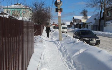 «Дякую, що відреагували після того, як чоловіки частину вулиці почистили лопатами»