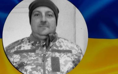 Махнівська громада зустрічає Героя: Олександр Яцьков повертається додому на вічний спочинок