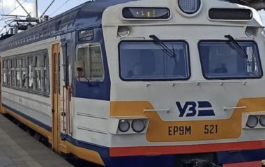 Змінюють розклад руху приміського поїзда №6212/7044 Козятин-1-Київ