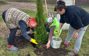 Розчищали, прибирали, садили, ремонтували: про благоустрій в Самгородоцькій громаді