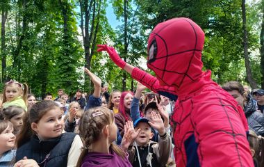 Запалювали зі Спайдерменом, Барбі та Куромі: День захисту дітей-2026