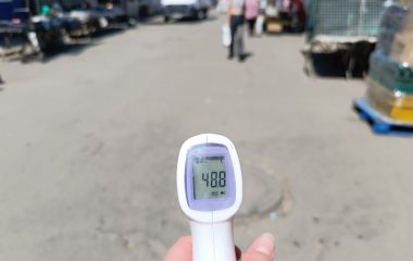 В тіні доходить до +30, а на сонці деякі поверхні майже +60: пекельна спека дісталася Козятина