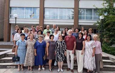 Співали пісень, танцювали, ставили тематичні сценки — як на Козятинщині медиків вітали