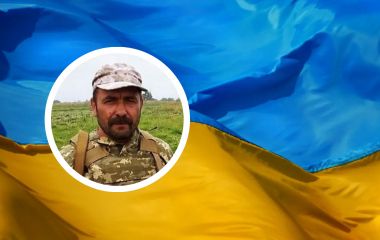 «Сумна звістка знову надійшла у нашу громаду». Помер захисник Сергій Яковлев