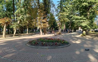 Рання осінь у козятинському сквері. Пазл