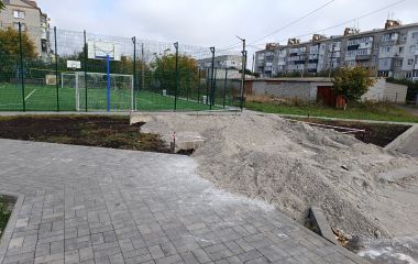 Два нові дитячі майданчики планують поставити в районі училища