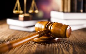 Після п'янки взявся за сокиру. Суд покарав чоловіка за умисне вбивство