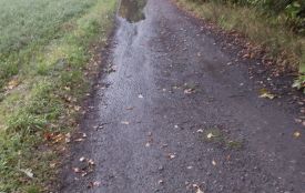 На дорогу до кладовища на Залізничному прийшла радість