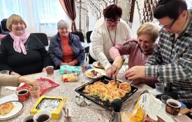 Як у терцентрі Козятина готували равликів з шинкою, сиром, помідором і болгарським перцем