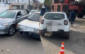 У Козятині «ЗАЗ» не розминувся зі «Skoda», а у Сестринівці — «Renaul» з комбайном