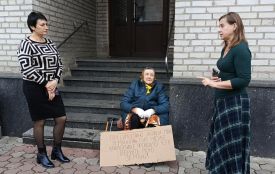 Жінка вийшла до міськради, бо її землю забрали під  цвинтар. Як вирішився конфлікт?