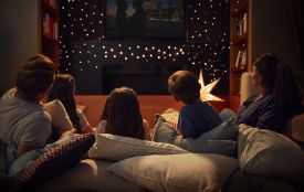 Теплі фільми для прохолодних вечорів: ідеальна осіння добірка