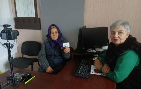 Жила без документів. 73-річна козятинчанка отримала свій перший біометричний паспорт