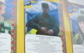 Десять років болю: Козятин згадує Героя Віктора Крючкова, який не зміг всидіти вдома після Іловайська