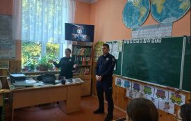 Козятинські правоохоронці проводять інформативні зустрічі з учнями