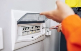 Викрили підприємства, які зупиняли лічильники і крали електроенергію