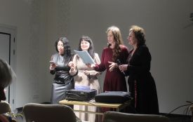 Вони можуть знайти те, чого немає і доставити туди, куди доставити не можна