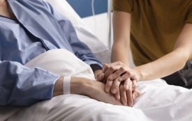 Запустили перший онлайн-путівник для догляду за маломобільними людьми. Що варто знати