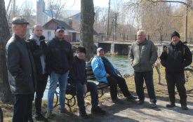 «Після провід запрошуємо на суботник. Після прибирання всіх чекатиме шашлик»