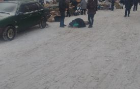 Як після втрати свідомості перехожі і продавці ринку врятували молодого чоловіка