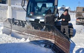 Аграрії долучилися до розчищення доріг у Козятинській громаді