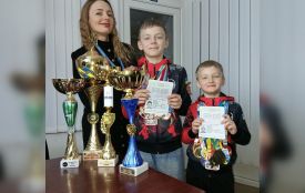 Каратисти Козятина отримали нові паспорти громадянина України для виїзду за кордон