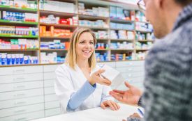 Новий сервіс допоможе українцям купувати ліки вдвічі дешевше