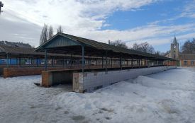 «Посадити дерева, посередині зробити фонтан»