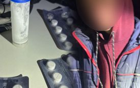 У Козятині в перехожого знайшли декілька блістерів таблеток невідомого походження