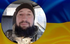 Глуховецька громада схиляє голови у молитві. «На щиті» повертається Олександр Сольський