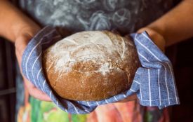 Як спекти домашній хліб, щоб він мав апетитну скоринку й ніжний м'якуш? (Новини компаній)